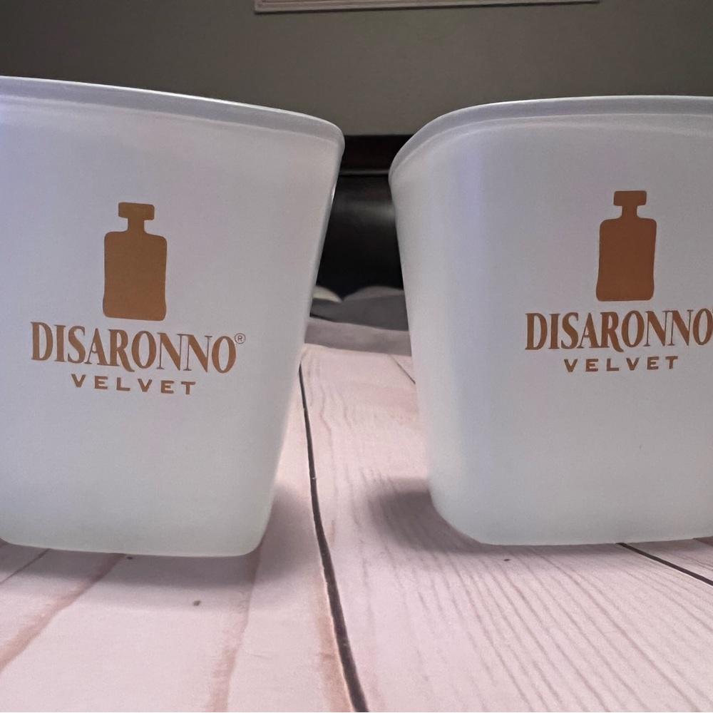 Disarrono Ameretto Velvet glasses- NWOT - Picture 2 of 2